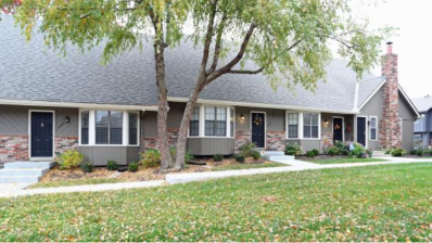 Barrington Park Townhomes, a Multifamily real estate investment opportunity in Lenexa, KS listed on the CrowdStreet Marketplace.