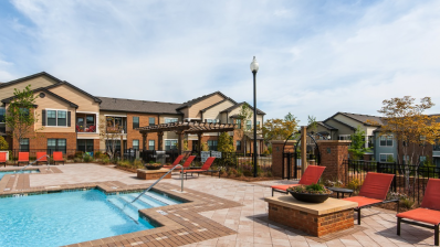 Tapestry at Hollingsworth Park, a Multifamily real estate investment opportunity in Greenville, SC listed on the CrowdStreet Marketplace.