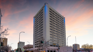 DoubleTree Albuquerque Hotel, a Hotel / Hospitality real estate investment opportunity in Albuquerque, NM listed on the CrowdStreet Marketplace.