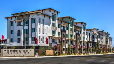 Metro Gateway Apartments, a Multifamily real estate investment opportunity in Riverside, CA listed on the CrowdStreet Marketplace.