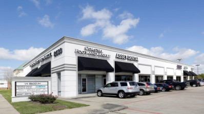 Pearland Medical Office, a Medical Office real estate investment opportunity in Pearland, TX listed on the CrowdStreet Marketplace.