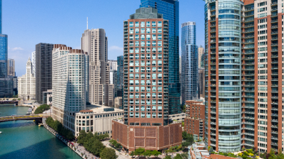 400 North McClurg Court, a Multifamily real estate investment opportunity in Chicago, IL listed on the CrowdStreet Marketplace.