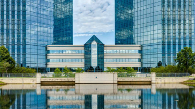 Schaumburg Towers, a Office real estate investment opportunity in Chicago, IL listed on the CrowdStreet Marketplace.