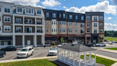 Woodmont Commons, a Multifamily real estate investment opportunity in Londonderry, NH listed on the CrowdStreet Marketplace.