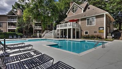 Sommerset Place, a Multifamily real estate investment opportunity in Raleigh, NC listed on the CrowdStreet Marketplace.